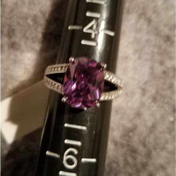 Simulated Amethyst Ring  - Picture 4 of 6
